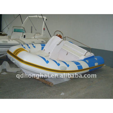 Barco inflable de la costilla C 420